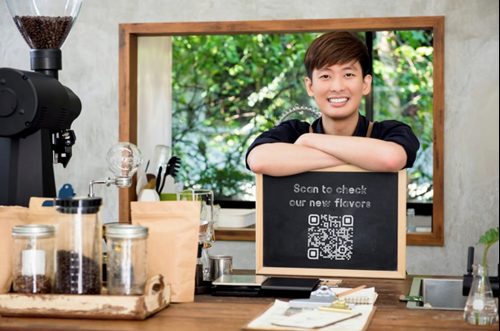 using a qr code in a cafe